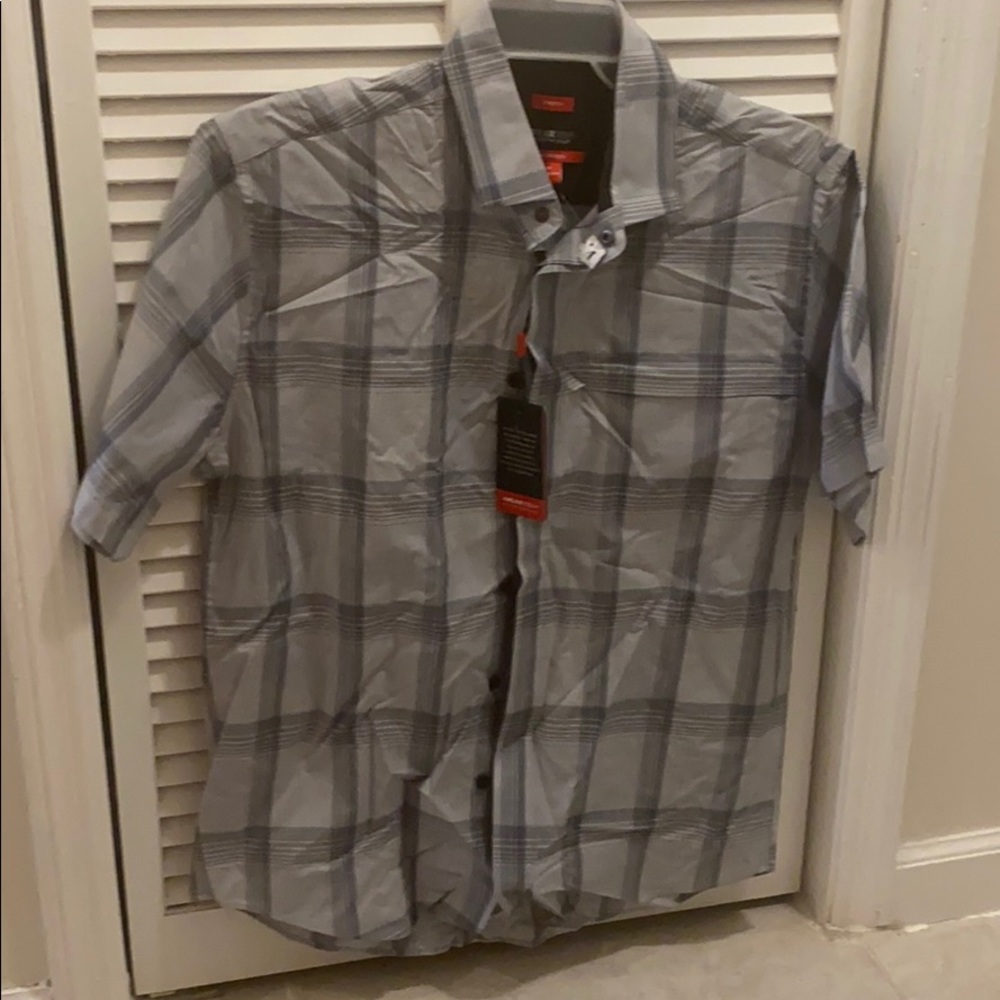 Kenneth Cole men’s short sleeves shirt stretch